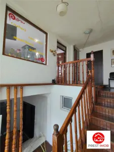 Apartament si spatiu comercial de vanzare - foto 8