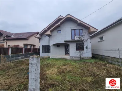 de vanzare casa la standarde ridicate 4 camere, 3 bai, garaj incorporat , 5 arii teren in Sancraiul de Mures - foto 3