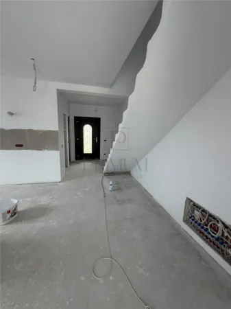 Casă 5 camere Moșnița Nouă - poza 8