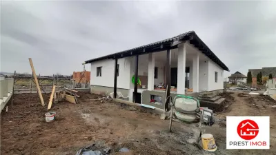Casa de vanzare , 4 camere,5 arii teren, Sancraiul de Mures, semifinisat - foto 2