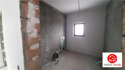 Casa de vanzare , 4 camere,5 arii teren, Sancraiul de Mures, semifinisat - foto 11