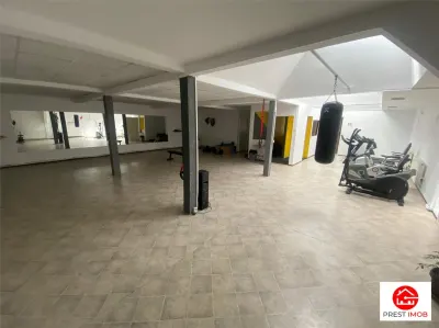Imobil de vanzare in zona 7 noiembrie - foto 3