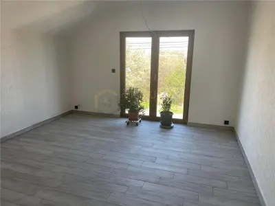 RONAT - Casa Individuala - 6 cam - 3 bai - Piscina - Terasa - Garaj 56mp - Panouri Fotovoltaice - foto 9