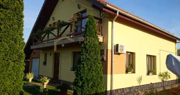 Casă 4 camere Moșnița Veche - poza 2