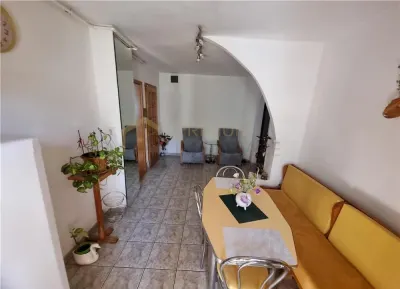 ARADULUI - BLOC IZOLAT - 3 Camere - Centrala proprie - Clima - Boxa - ETAJ 3 - foto 2