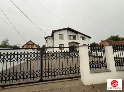 De inchiriat spatiu birouri, 10 birouri , 4 bai, garaj, 4 bai si teren 10 arii,Sancraiul de Mures - foto 14