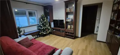 BUCOVINA - RENOVAT - ETAJ 1 - BLOC IZOLAT - 4 CAMERE - 2 BAI - 2 BALCOANE - CENTRALA PROPRIE - RULOURI - Timisoara