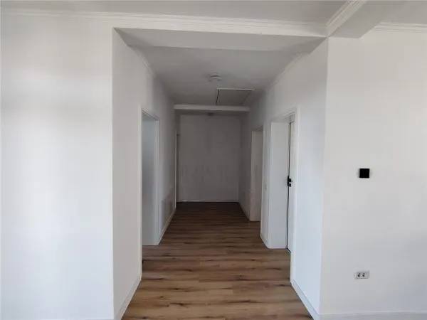 Casă 4 camere Moșnița Nouă - poza 6