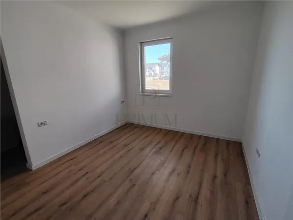 Casă 4 camere Moșnița Nouă - poza 10