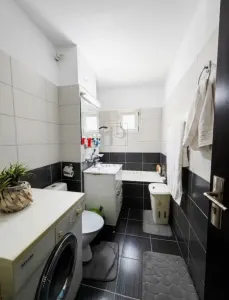 LIPOVEI - ETAJ 2 - BLOC IZOLAT - 3 CAMERE - 2 BAI - CLIMA - BOXA - foto 8