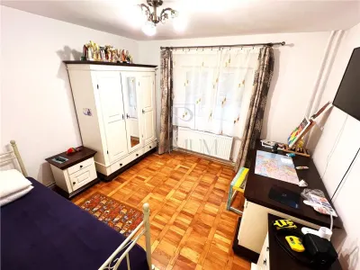 MIRCEA CEL BATRAN - 3 camere - 2 bai - debara - balcon - centrala proprie - BOXA CF - foto 4