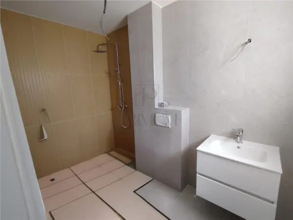 Casă 5 camere Moșnița Nouă - poza 12