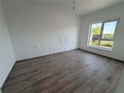 Duplex finalizat - 2 bai - langa asfalt - foto 9