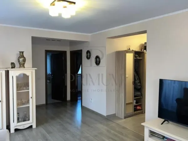 Apartament 3 camere Giroc - poza 3