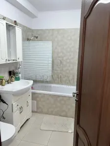 GIROC - 3 Camere - Etaj 1 - Pod cu intrare din apartament - foto 5