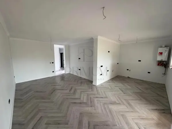 Casă 4 camere Moșnița Nouă - poza 2