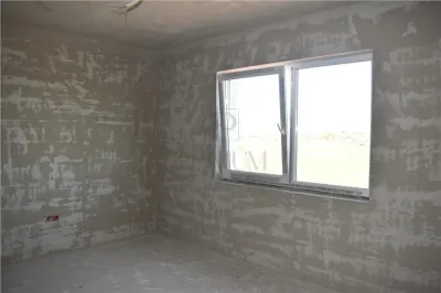 Casa individuala - zona foarte buna- proiect deosebit - posibilitate alegere finisaje  - aspect modern - camere - garaj foarte mari - garaj - foto 13