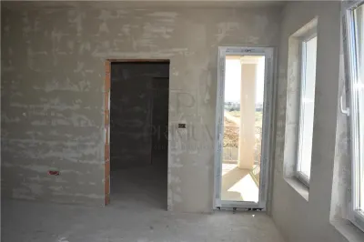 Casa individuala - zona foarte buna- proiect deosebit - posibilitate alegere finisaje  - aspect modern - camere - garaj foarte mari - garaj - foto 16