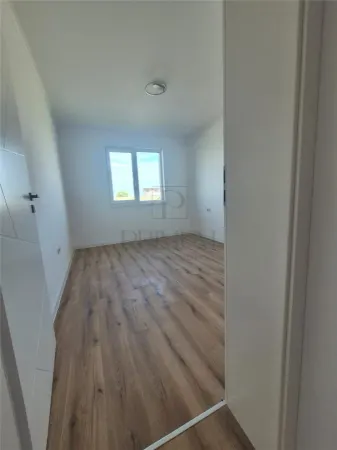 Casă 4 camere Moșnița Nouă - poza 14