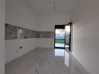 Zona LIDL - Duplex toate utilitatile - personalizare interioara - foto 4