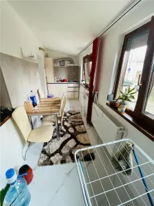 LIPOVEI - PARTER INALT - 3 camere - 2 bai - balcon - centrala proprie - clima - BOXA - foto 8