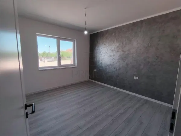 Casă 4 camere Moșnița Nouă - poza 6