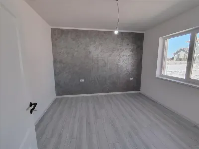 CASA INDIVIDUALA - GATA DE MUTAT - ZONA POPULATA - foto 10