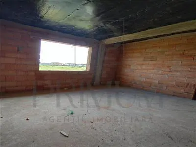 Duplex despartit prin camera tehnica - langa asfalt - compartimentare excelenta - dormitor la parter - foto 5