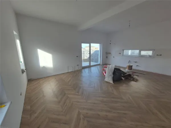 Casă 4 camere Moșnița Nouă - poza 13