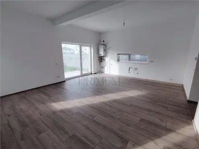 Calea Urseni - Duplex despartit prin baie - suprafata utila generoasa - foto 3