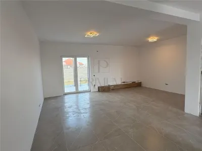 Comision 0 - Duplex modern - finalizat - toate utilitatile - asfalt - foto 3