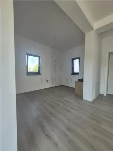 DUPLEX DESPARTIT - ZONA FOARTE BUNA- FINISAJE TOP - foto 17