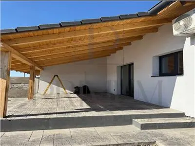 Duplex pe parter - 4 camere - spatiu mare - terasa - aproape de drumul cu 4 benzi - foto 3