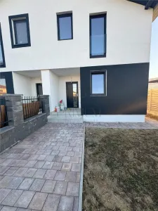 Casă 4 camere Moșnița Nouă - poza 5