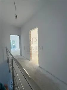 Casă 4 camere Moșnița Nouă - poza 6