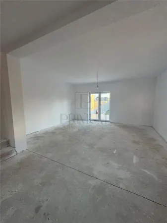 Casă 4 camere Moșnița Nouă - poza 14