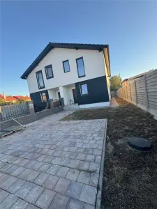 Casă 4 camere Moșnița Nouă - poza 4