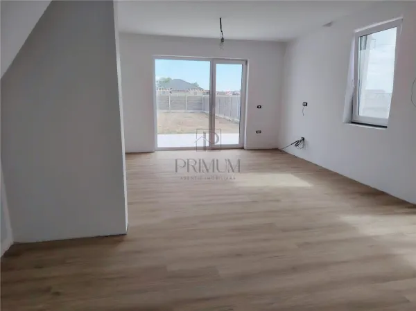 Casă 3 camere Moșnița Nouă - poza 4