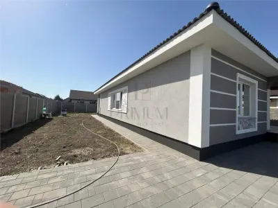 Sanmihaiul Roman- teren generos- personalizare interioara - foto 2
