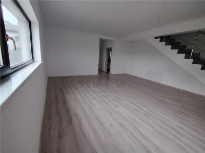 Duplex cu 5 camere - la cheie - toate utilitatile - foto 3