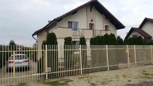 Casă 5 camere Moșnița Nouă - poza 1