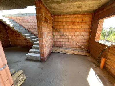 Duplex toate utilitatile - personalizare interioara - zona buna - foto 5