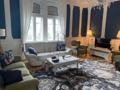 SINAIA - CLADIRE ISTORICA - 4 CAMERE - 2 BAI - CENTRALA PROPRIE - CLIMA - ETAJ 2  - RENOVAT - BOXA - foto 10