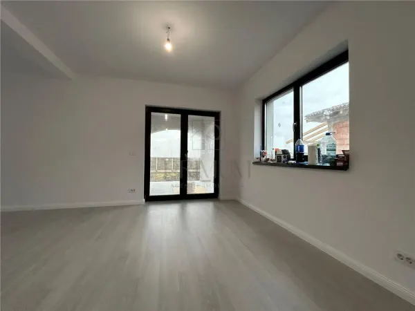 Casă 5 camere Moșnița Nouă - poza 18