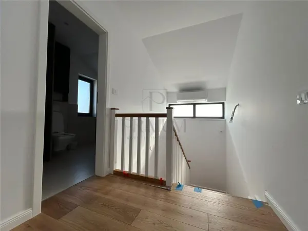 Casă 5 camere Moșnița Nouă - poza 4