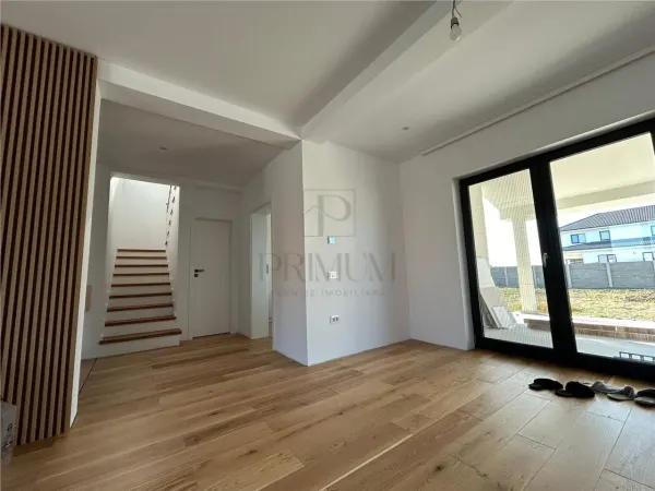 Casă 5 camere Moșnița Nouă - poza 6