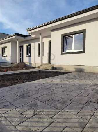 Casă 3 camere Moșnița Nouă - poza 3