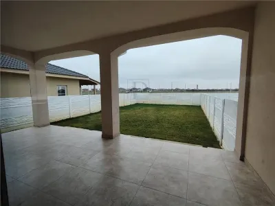 Duplex deosebit - asfalt - toate utilitatile - foto 14