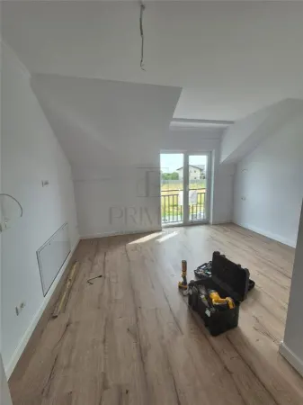 Casă 4 camere Moșnița Nouă - poza 12