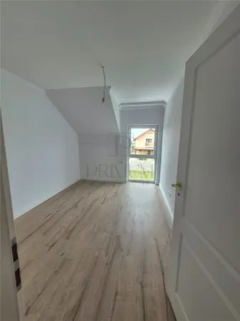 Casă 4 camere Moșnița Nouă - poza 15